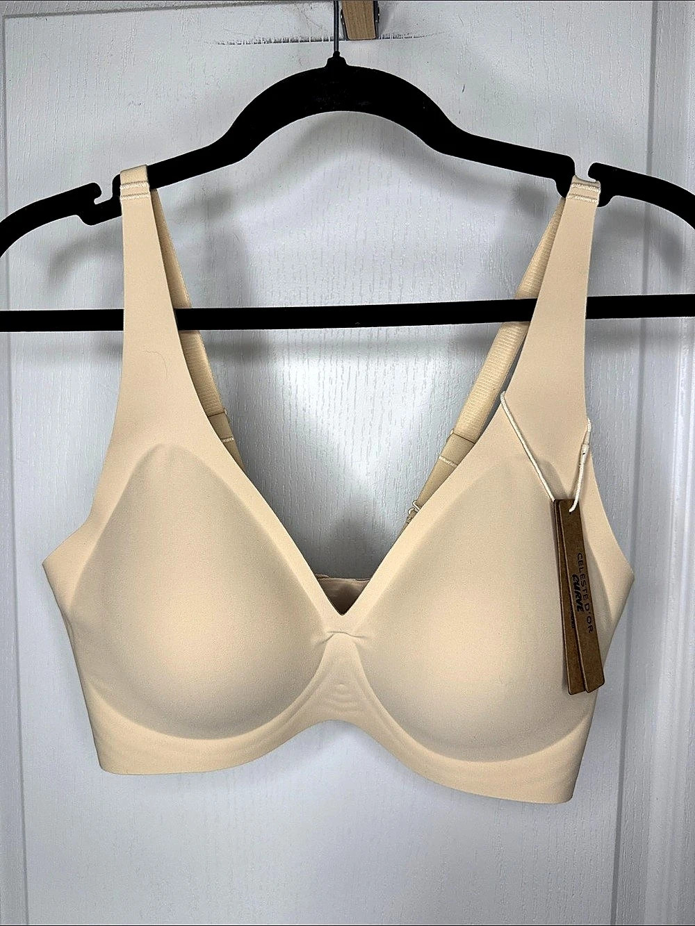 Celeste D'Or Cami Seamless Bra in Beige Size Medium NWT
